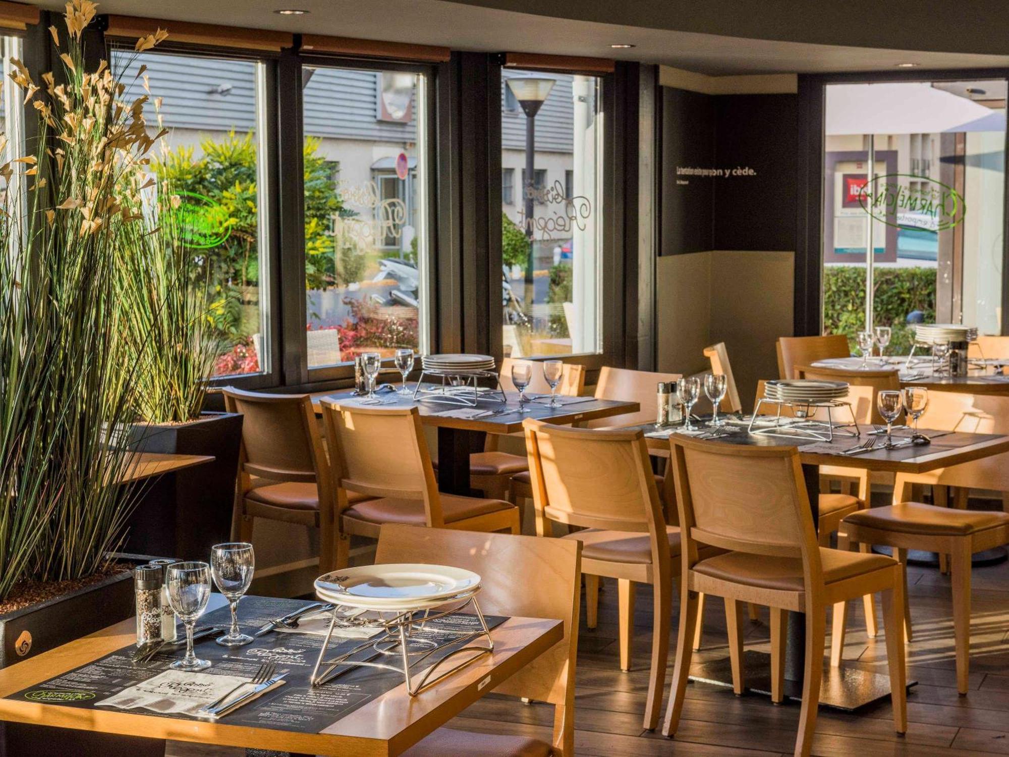 Ibis Tours Nord Hotel Екстериор снимка